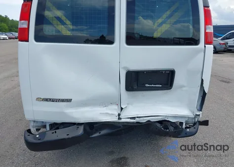 2023 Chevrolet Express Cargo Rwd 2500 Regular Wheelbase Wt из США, поврежденный, VIN 1GCWGAFP5P1217550